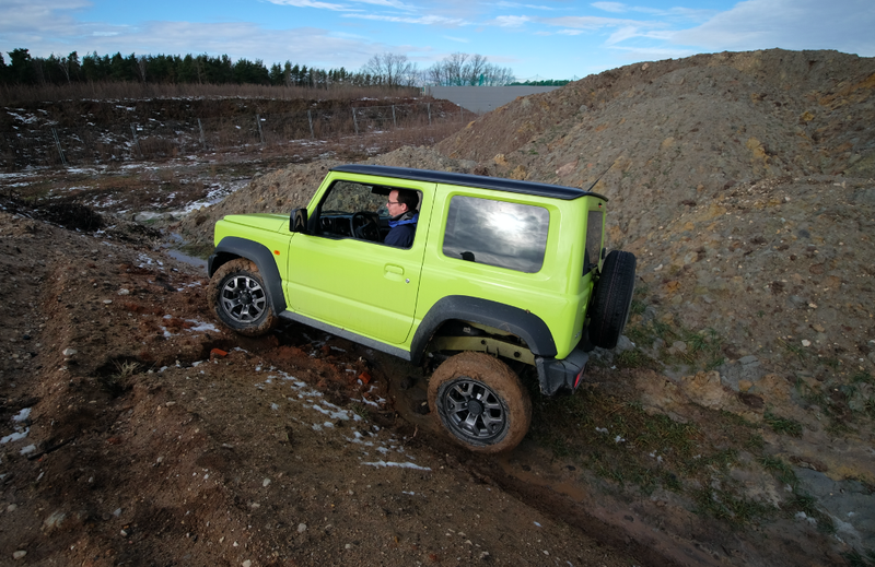 Illustration for article titled The 2018 Suzuki Jimny Is the Off-Road Bargain of Your Dreams, and the Highway Cruiser of Your Nightmares